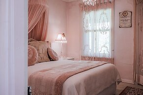Jasmine's Cottage