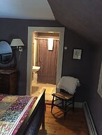 Black Lantern Inn