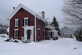 Black Lantern Inn