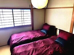 Guesthouse Sakura Komachi - Hostel