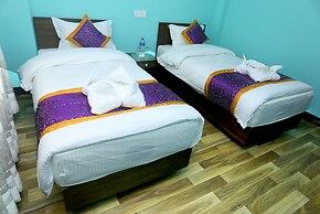 Hotel Rising Home