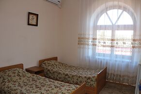 Gostiny Dvor Hotel - Hostel
