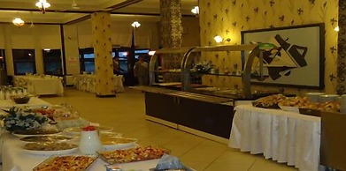 Hotel Kum