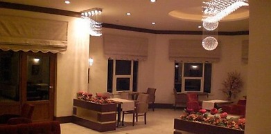 Hotel Kum