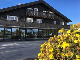 Øen Turistsenter Cottages
