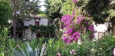 Medusa House Boutique Hotel