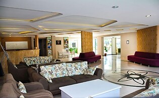 Grand Akca Hotel