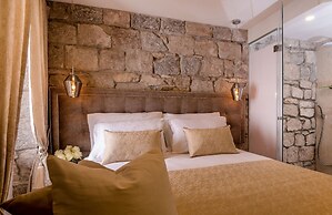 Jupiter Lux Rooms