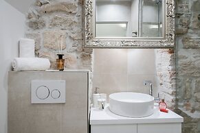 Jupiter Lux Rooms