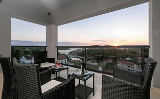 Villa Toma - Private Estate