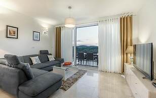 Villa Toma - Private Estate