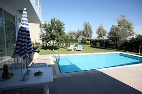Feronia Villas