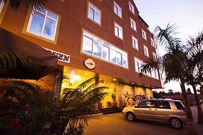 Antique Legacy Hotel