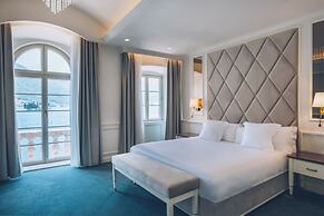 Heritage Grand Perast