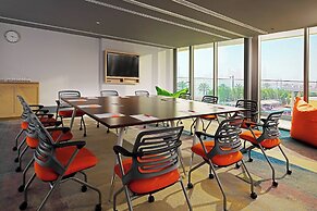 Aloft by Marriott Palm Jumeirah