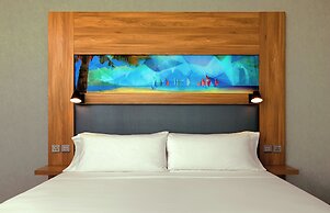 Aloft by Marriott Palm Jumeirah