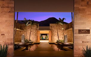 Montage Los Cabos