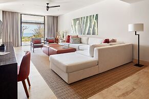 Montage Los Cabos