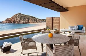 Montage Los Cabos
