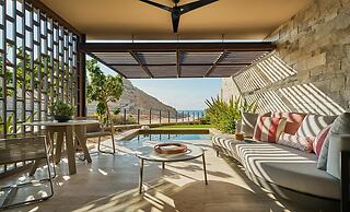 Montage Los Cabos