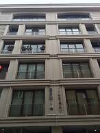 Celik Apartments