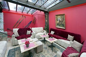 Lithos Hotel & Spa