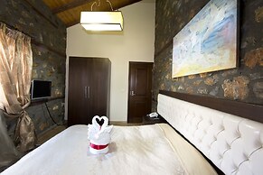Lithos Hotel & Spa