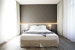 Villa Liberty - Lake Como Rooms & SPA