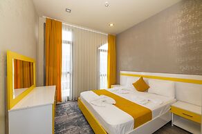 Agora Suites