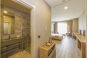 Agora Suites