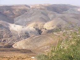 Nof Canaan