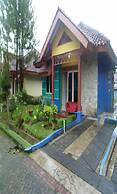 Villa Kota Bunga Seruni