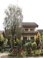 Villa Kota Bunga Seruni