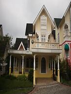 Villa Kota Bunga Teratai