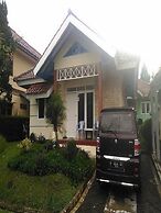 Villa Kota Bunga Teratai