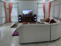 Villa Kota Bunga Anyelir