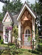 Villa Kota Bunga Dandelion