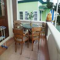 Villa Kota Bunga Dandelion
