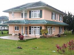 Villa Puncak Resort