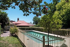 Loloma House