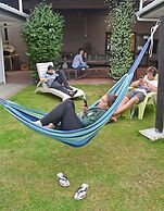 Beachcomber Lodge & Backpacker