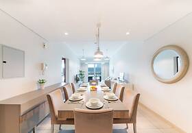 Maison Privee - Sterling Tower West
