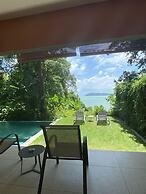 Ambong Pool Villas