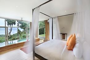 Ambong Pool Villas