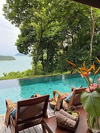 Ambong Pool Villas