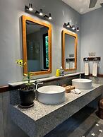 Ambong Pool Villas