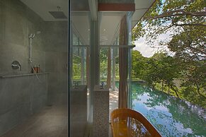 Ambong Pool Villas