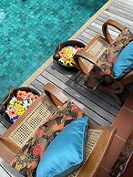 Ambong Pool Villas