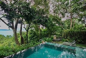 Ambong Pool Villas