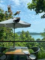 Ambong Pool Villas